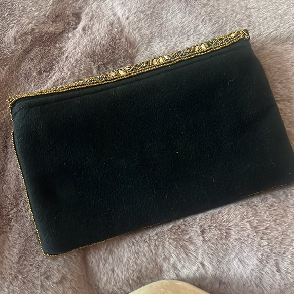 Beaded clutch - Picture 2 of 6